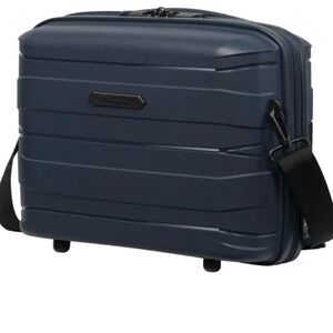IT Luggage Momentous Hard Side Vanity Case- Tibetan Lan